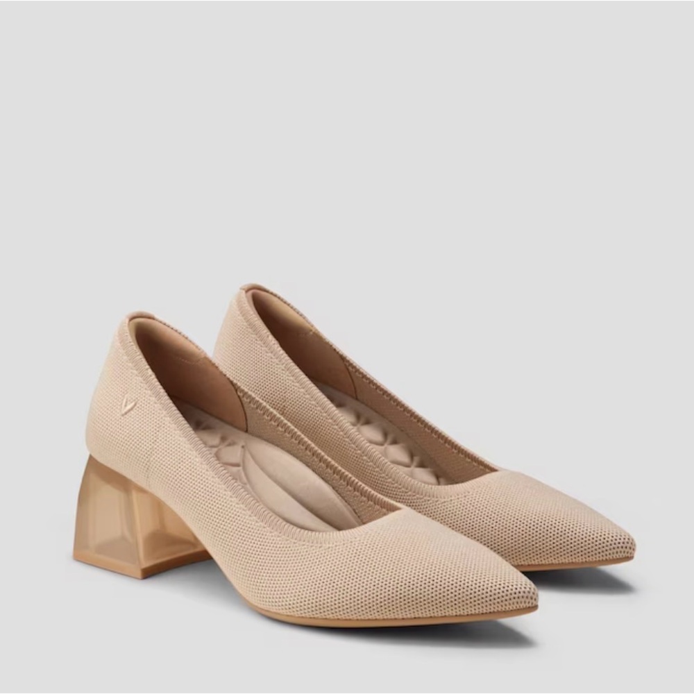 Vivaia Almond Women's Heels